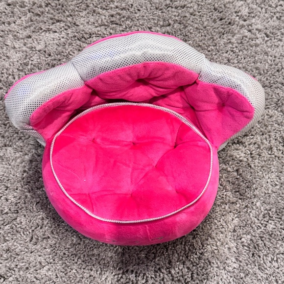 Justice Pet Shop Hot Pink Super Soft Lounging Sofa Perfect Condition - Picture 3 of 6